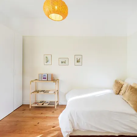 Et Lumineux Appartement